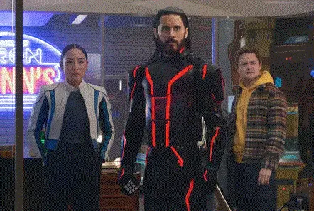 'Tron Ares' Kritik Zeit, diese Serie endgültig abzuschalten